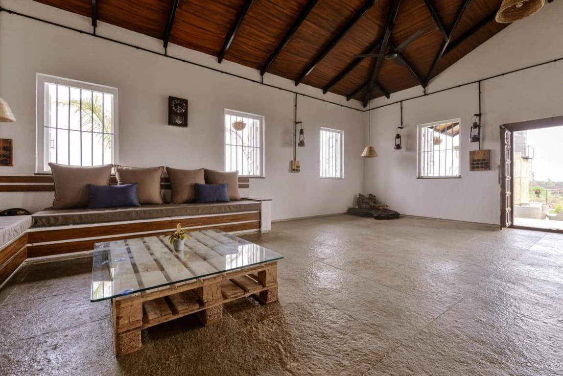The Earth Farm Villa Nashik Exterior photo